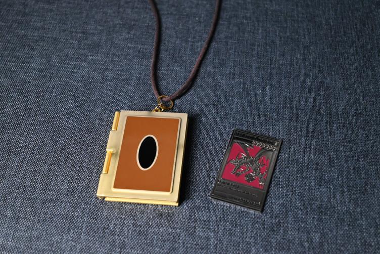 YGO 3D Metal Pendent with Cards